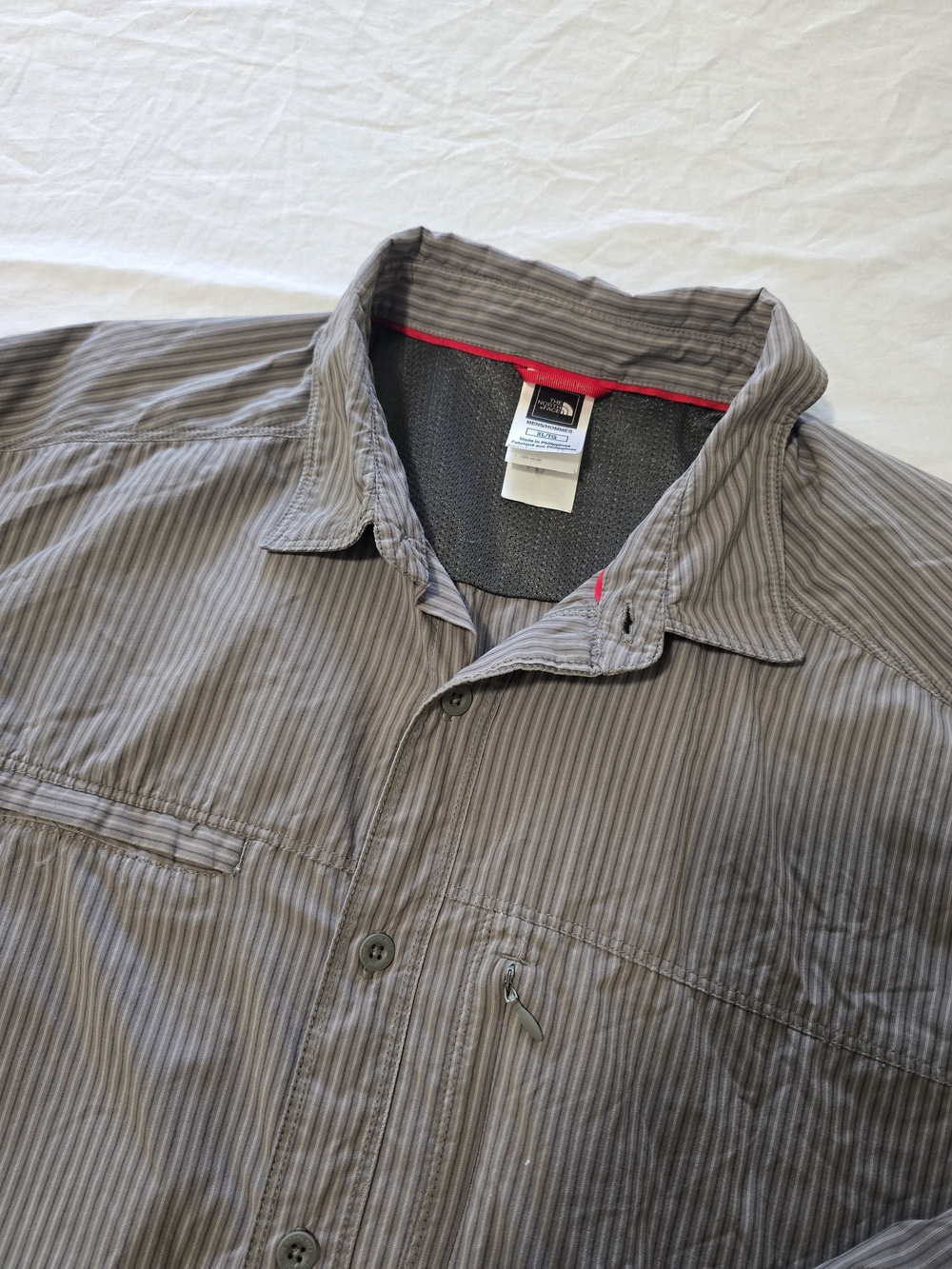 The North Face Gray Pinstripe Men's Outdoor Button-Up Shirt Mens XL